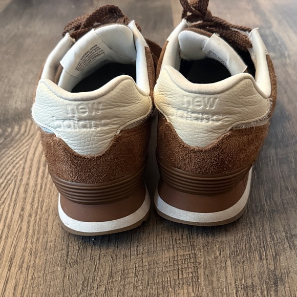 New Balance Sneakers - Picture 3 of 4